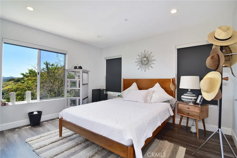 24574 Overland Drive West Hills, CA 91304