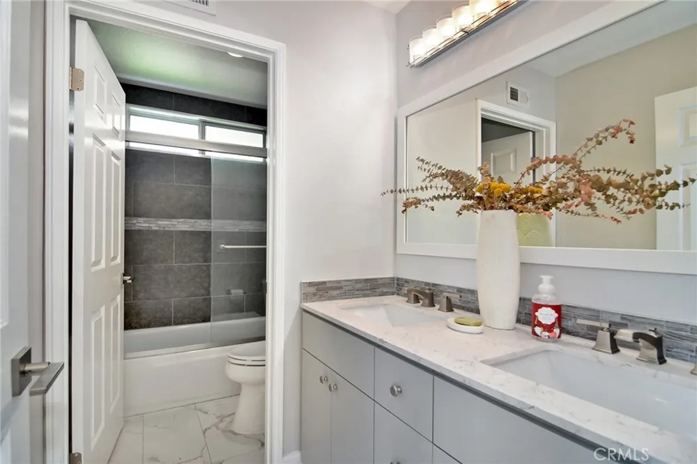 24574 Overland Drive West Hills, CA 91304