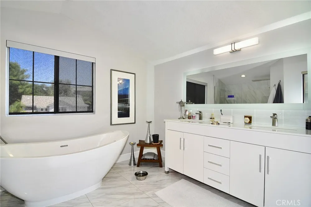 24574 Overland Drive West Hills, CA 91304