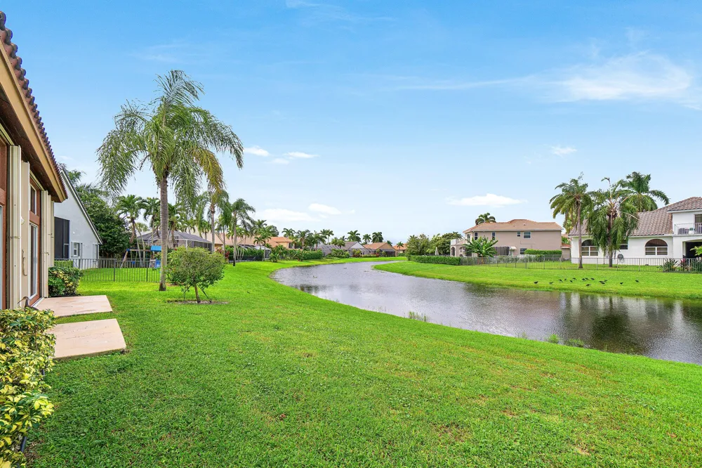 10599 Saint Thomas Drive Boca Raton, FL 33498