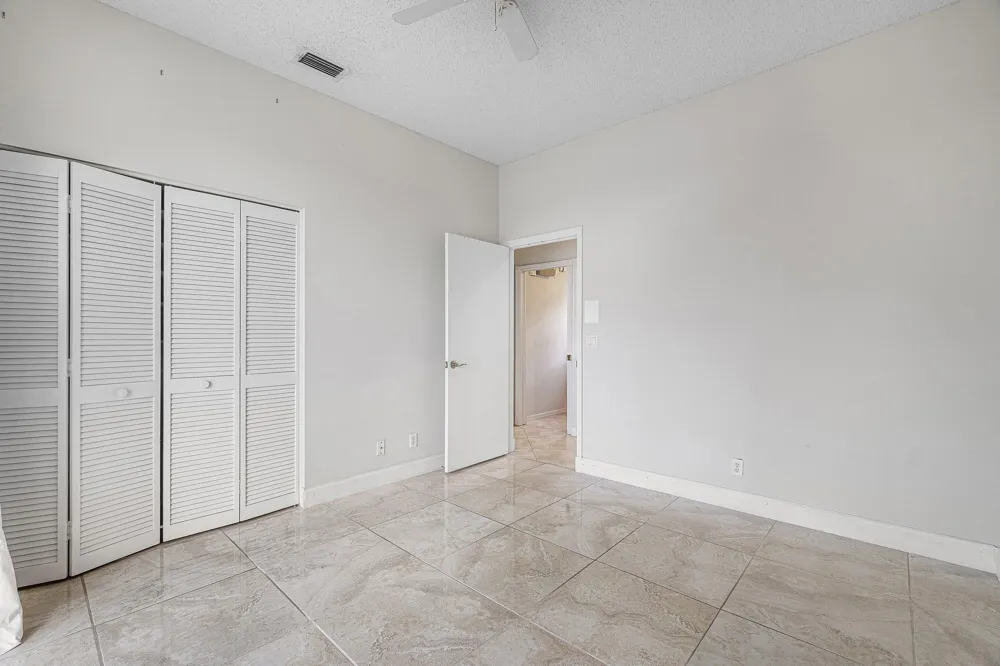 10599 Saint Thomas Drive Boca Raton, FL 33498