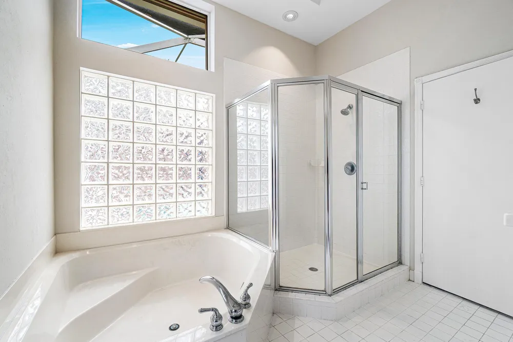 10599 Saint Thomas Drive Boca Raton, FL 33498