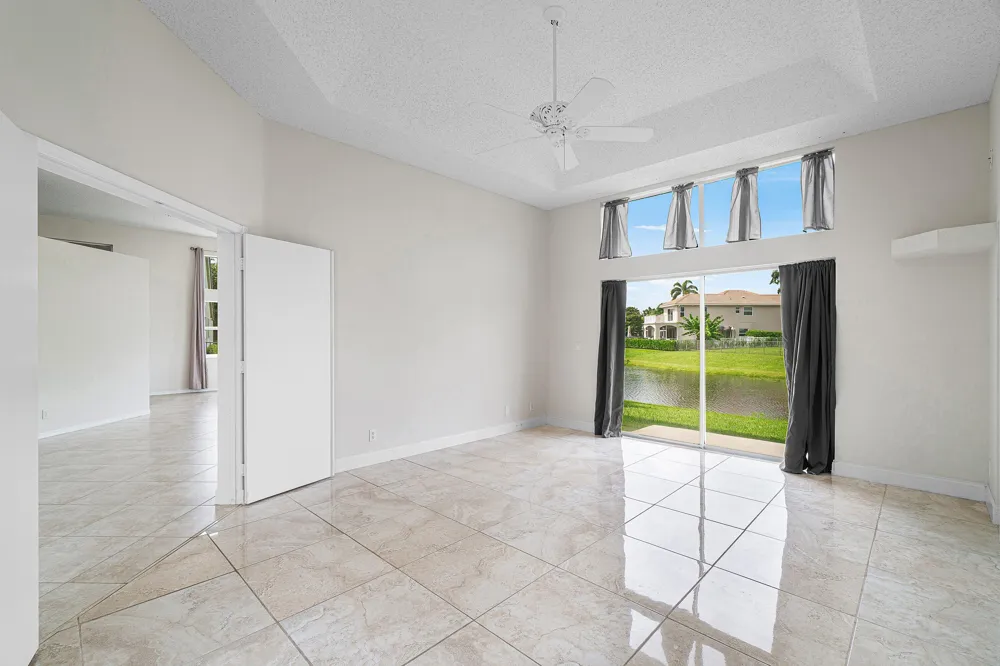 10599 Saint Thomas Drive Boca Raton, FL 33498