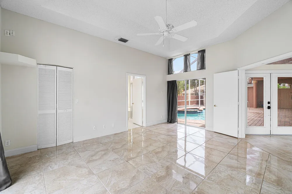 10599 Saint Thomas Drive Boca Raton, FL 33498