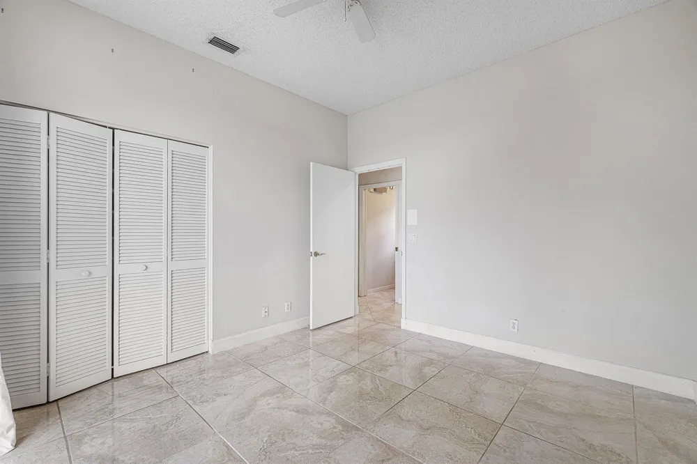 10599 Saint Thomas Drive Boca Raton, FL 33498