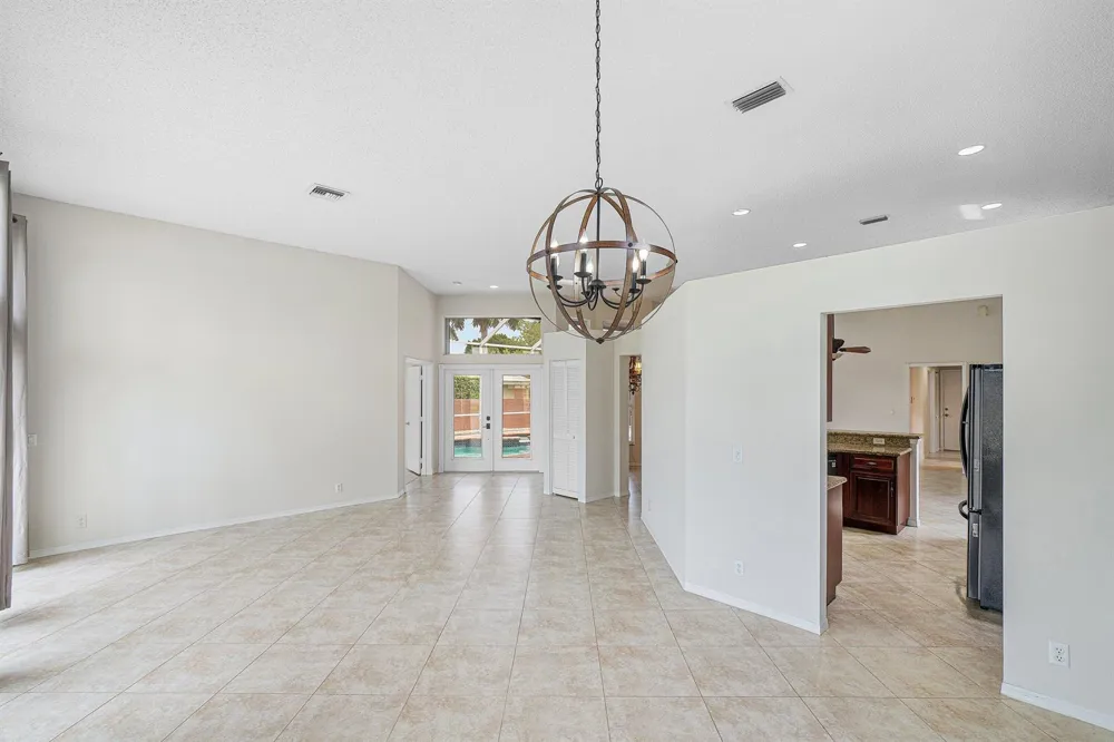 10599 Saint Thomas Drive Boca Raton, FL 33498