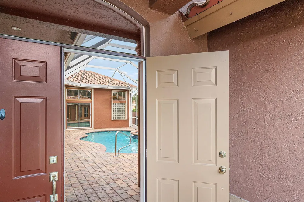 10599 Saint Thomas Drive Boca Raton, FL 33498