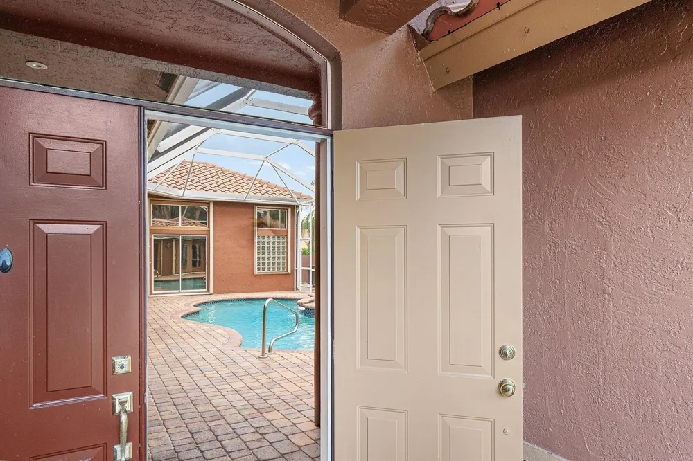 10599 Saint Thomas Drive Boca Raton, FL 33498