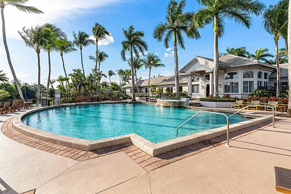 10599 Saint Thomas Drive Boca Raton, FL 33498