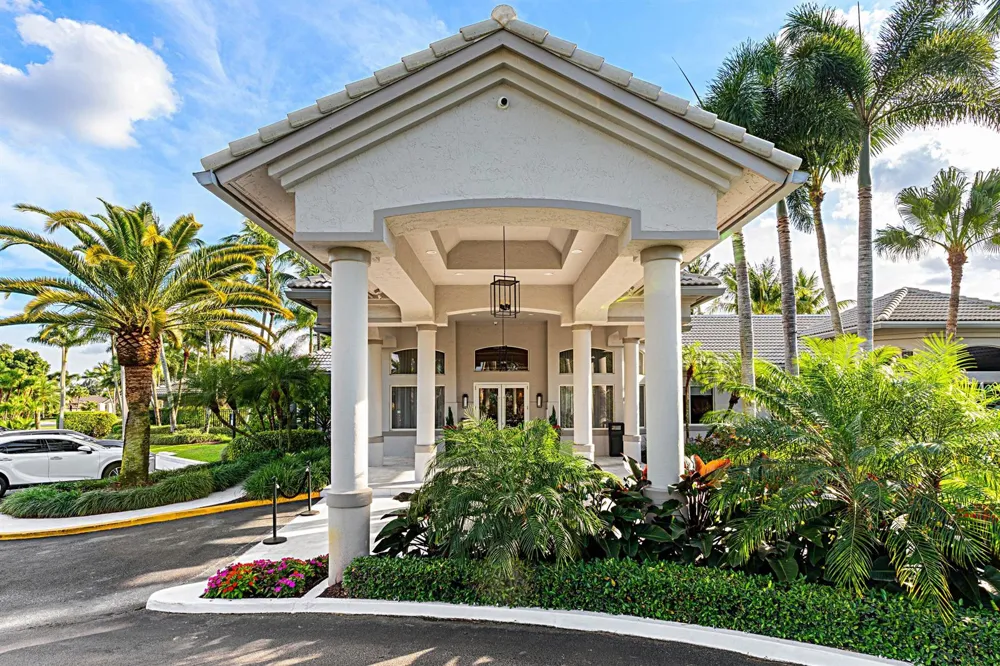 10599 Saint Thomas Drive Boca Raton, FL 33498
