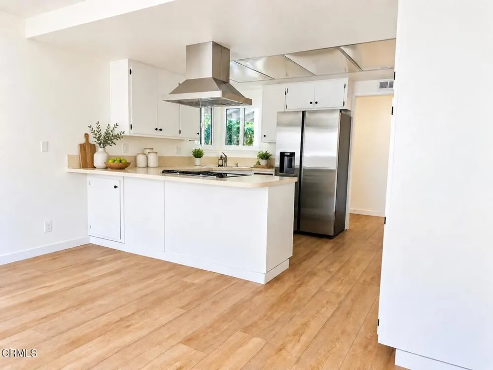 5376 Lehigh Street Ventura, CA 93003