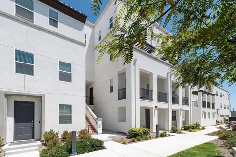 2015 Mindoro Lane #4