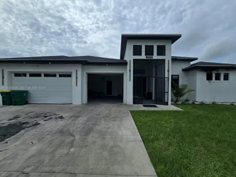 28005 PASADENA DR