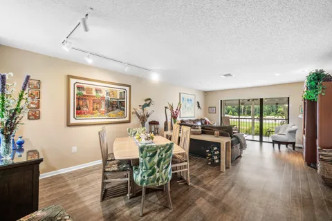 13 SOUTHPORT LANE #F