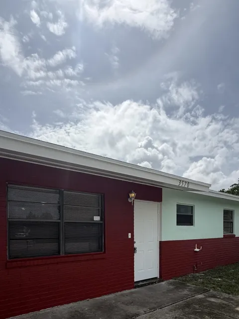 3570 Gull Road