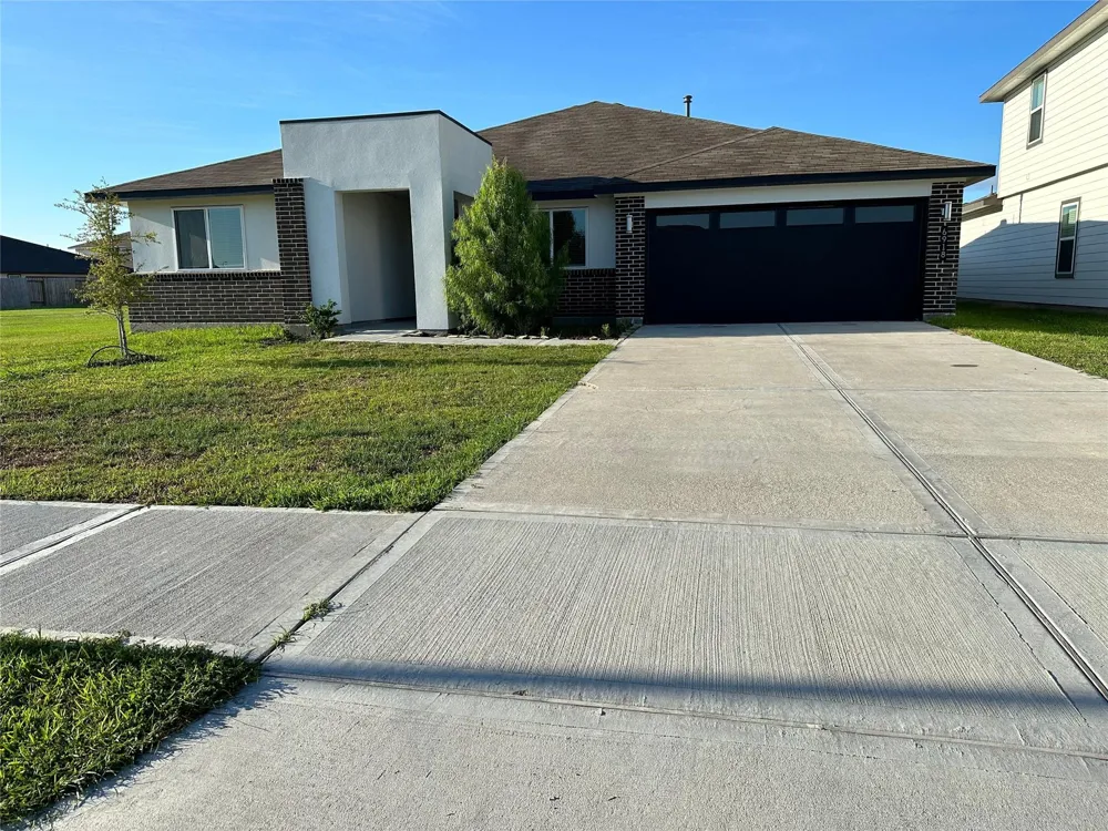 6918 Dell Vista Drive Rosenberg, TX 77469