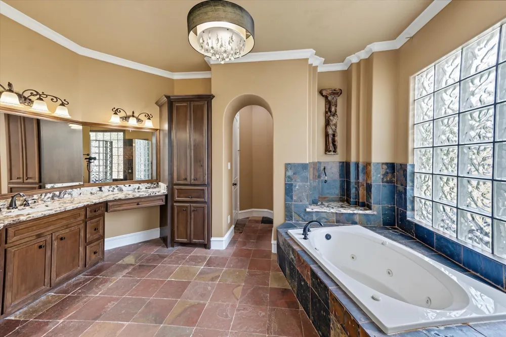 15818 Conners Ace Drive Spring, TX 77379