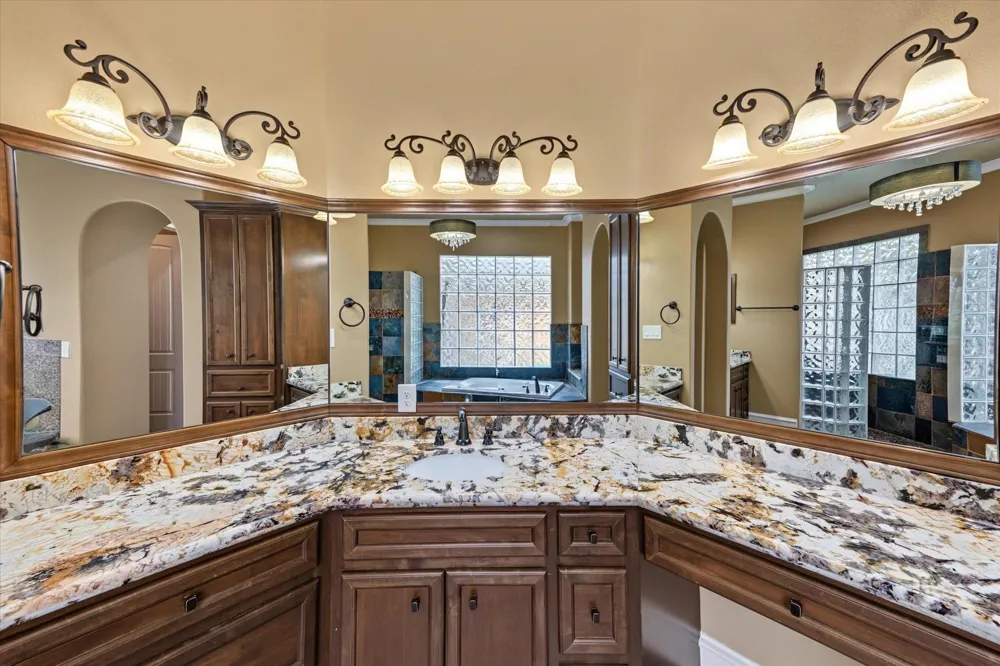 15818 Conners Ace Drive Spring, TX 77379