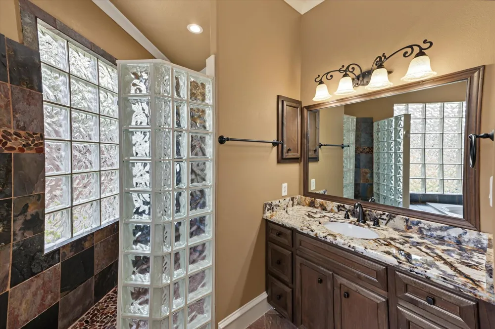 15818 Conners Ace Drive Spring, TX 77379