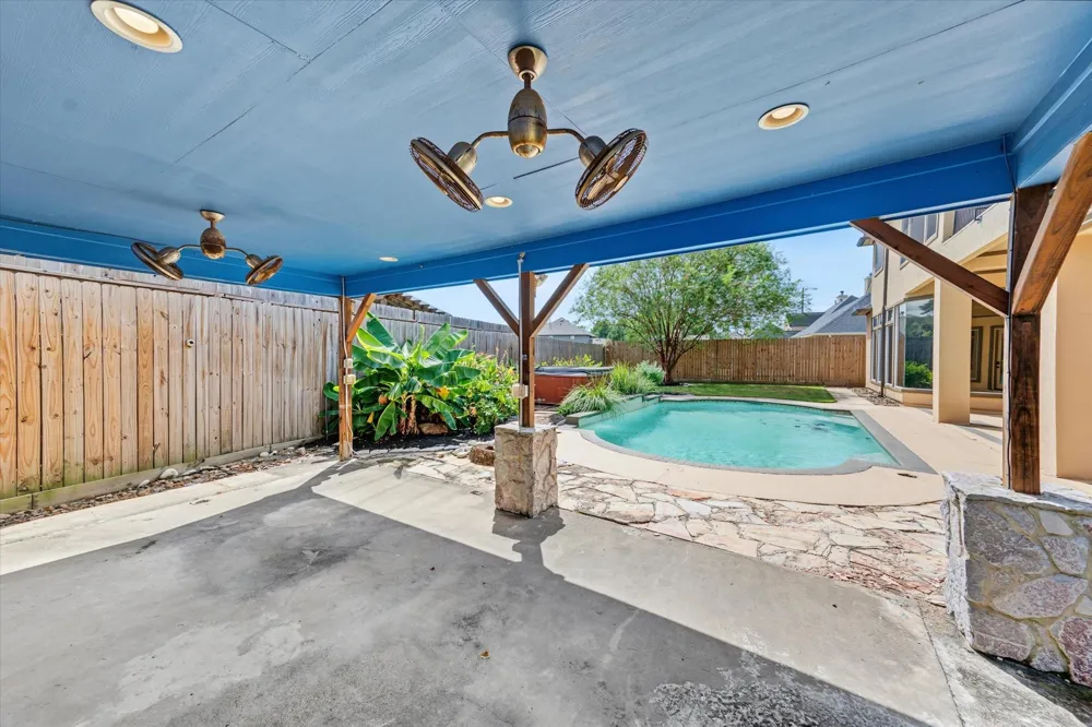 15818 Conners Ace Drive Spring, TX 77379