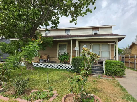 925 Nandina Drive