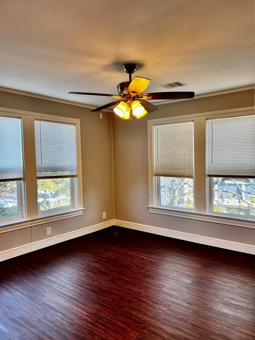 2411 Truxillo Street Houston, TX 77004