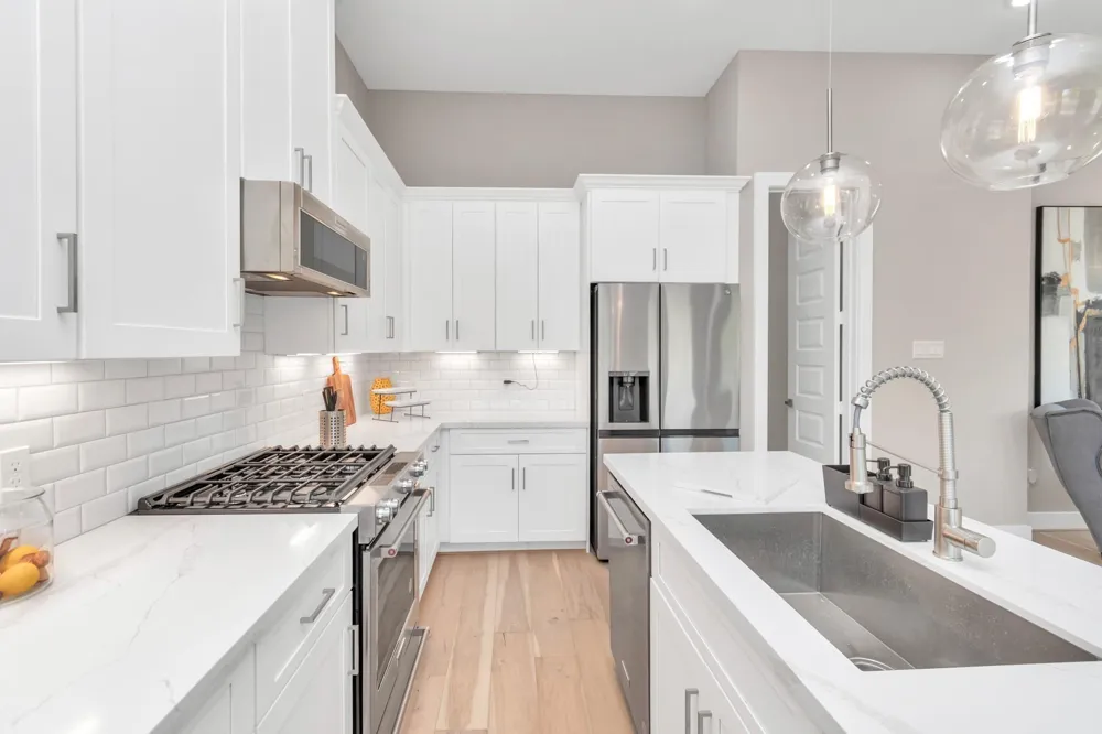 305 Queen Sude Lane Houston, TX 77091