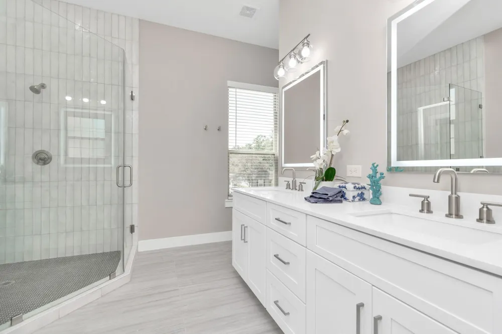 305 Queen Sude Lane Houston, TX 77091