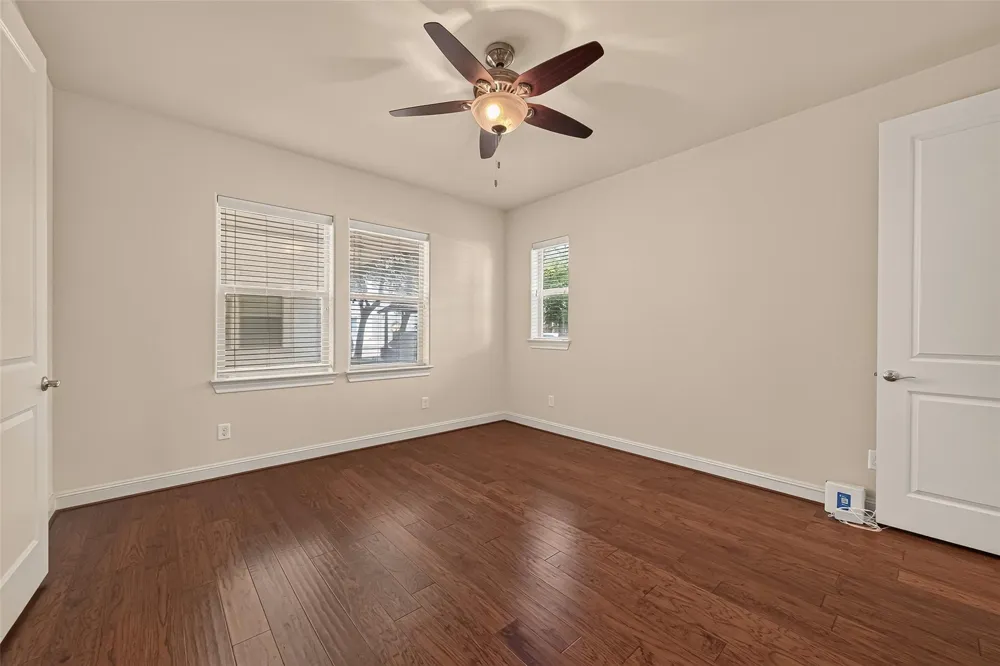 703 Live Oak Street Houston, TX 77003
