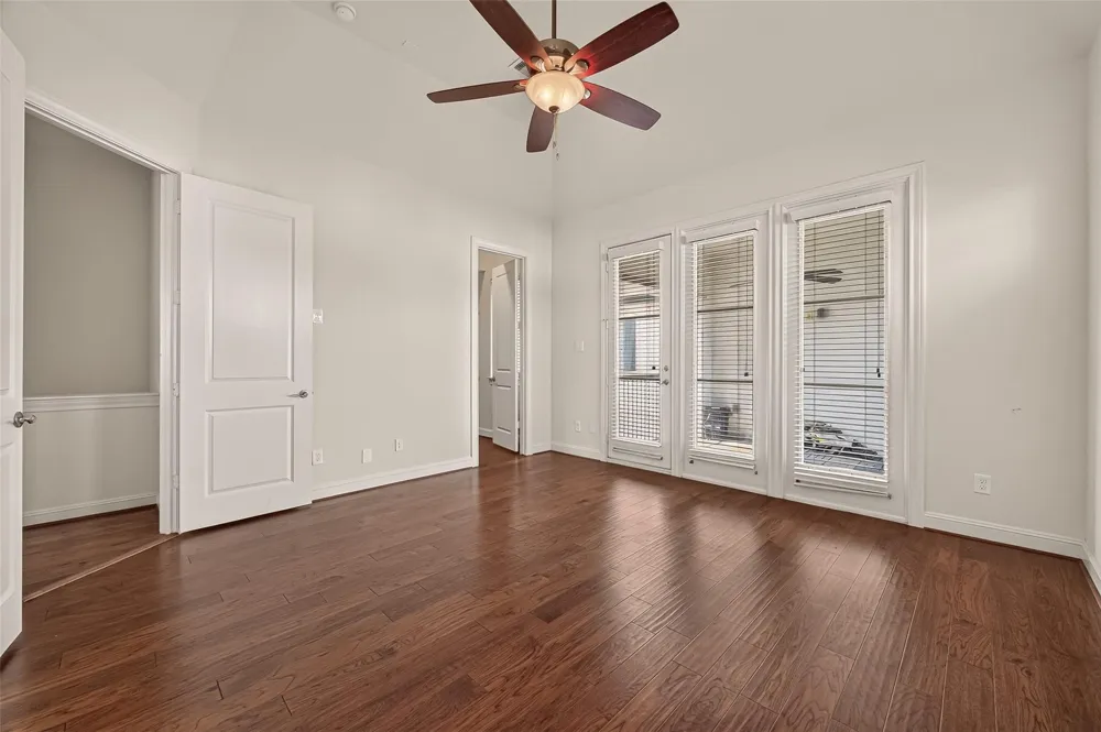 703 Live Oak Street Houston, TX 77003