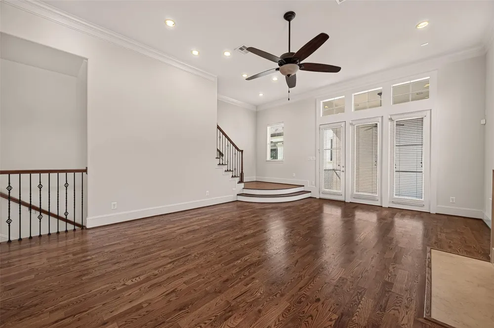 703 Live Oak Street Houston, TX 77003