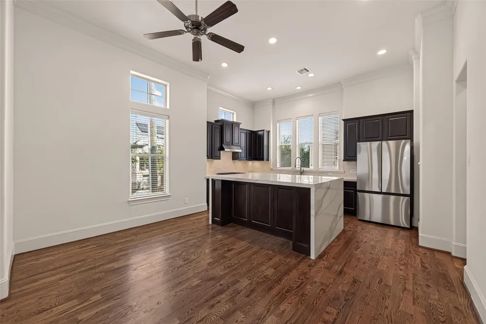 703 Live Oak Street Houston, TX 77003