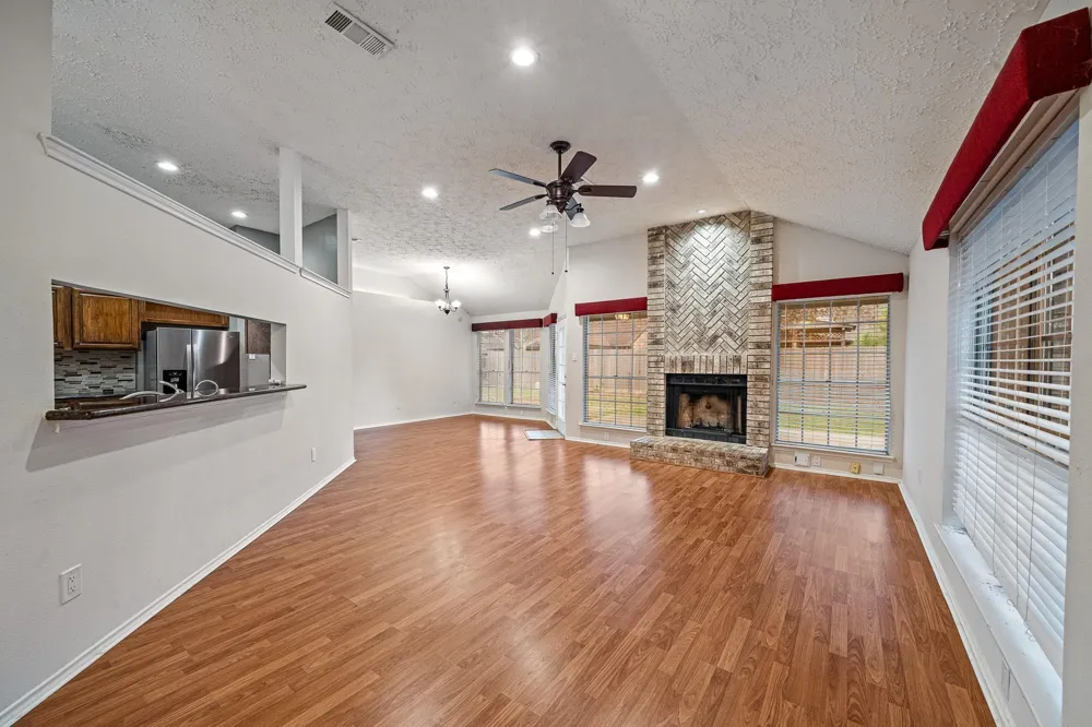 18123 Lake Bend Drive Houston, TX 77084