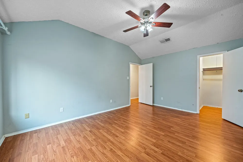 18123 Lake Bend Drive Houston, TX 77084