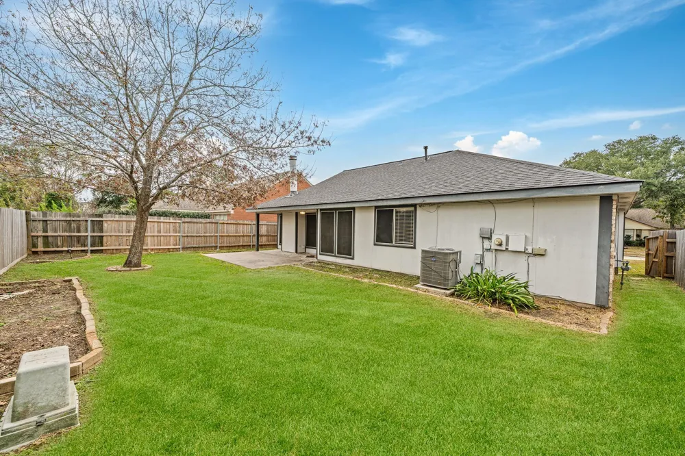 18123 Lake Bend Drive Houston, TX 77084