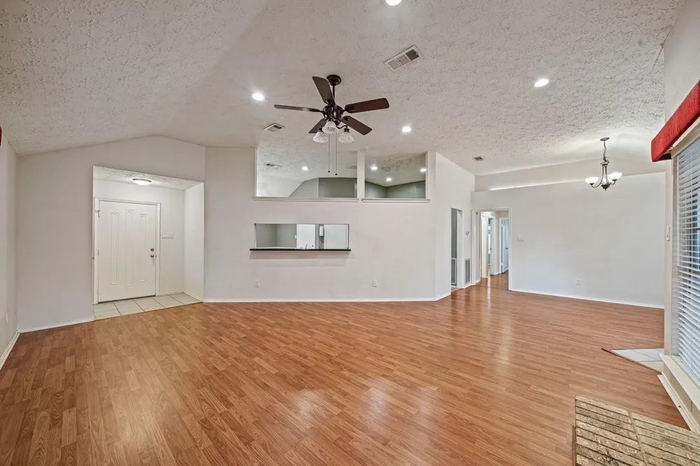 18123 Lake Bend Drive Houston, TX 77084