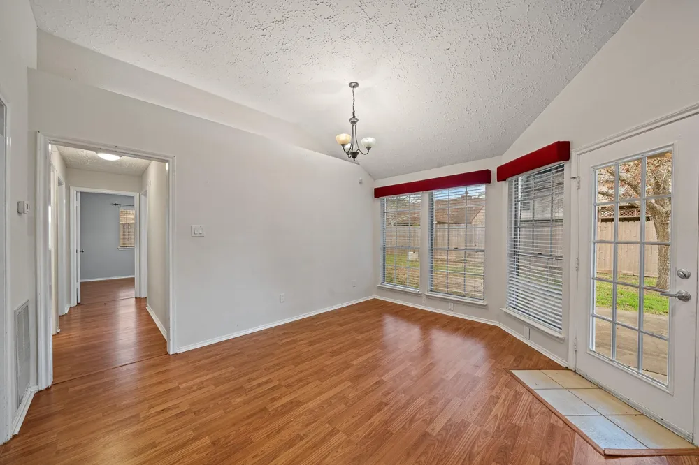 18123 Lake Bend Drive Houston, TX 77084