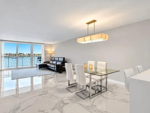 511 Bayshore Dr #310