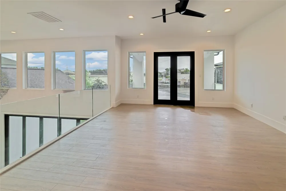 2217 Waterford Village Boulevard Missouri City, TX 77459