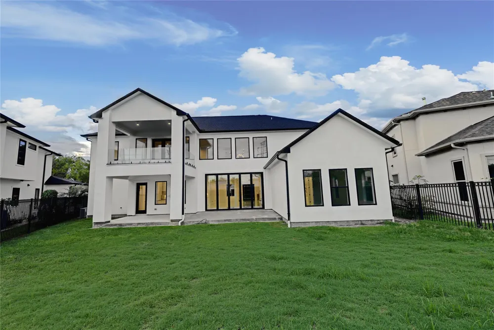 2217 Waterford Village Boulevard Missouri City, TX 77459