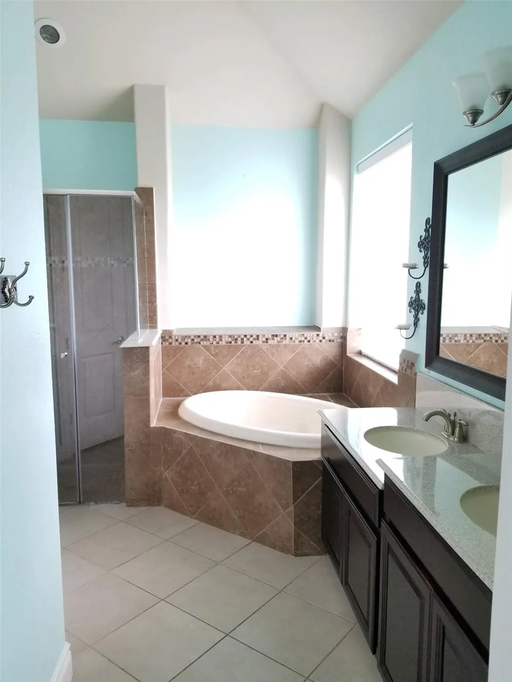 671 Cumberland Ridge Lane League City, TX 77573