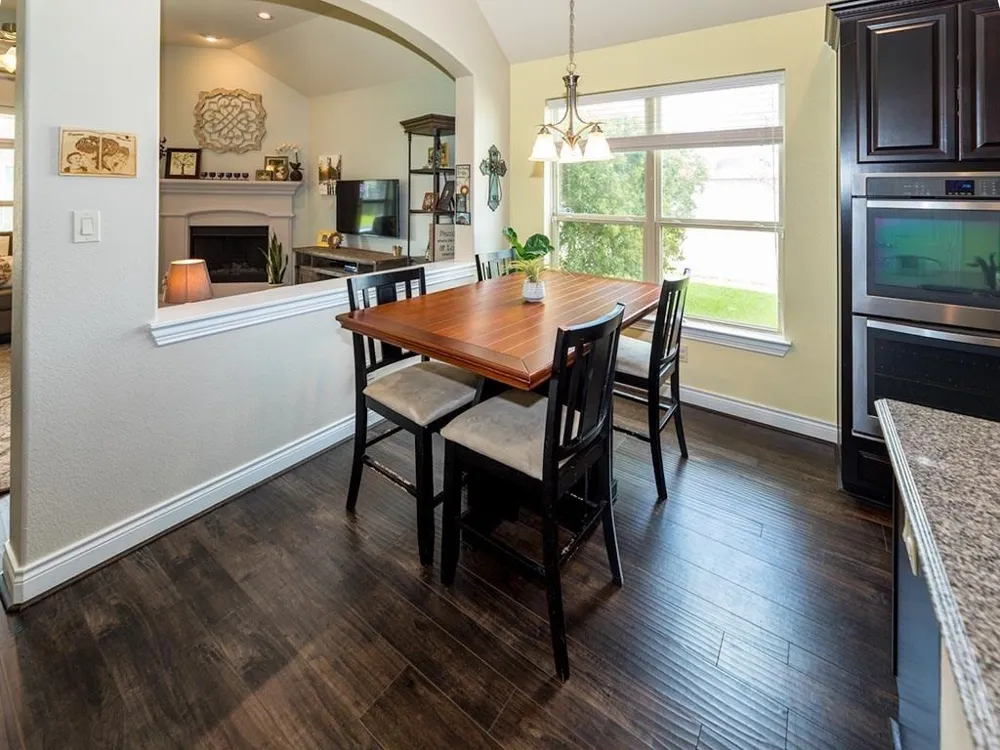 671 Cumberland Ridge Lane League City, TX 77573
