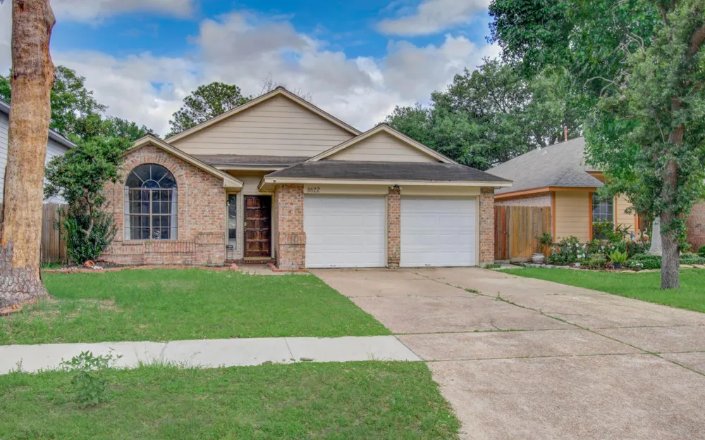 8622 Sparkling Springs Drive Houston, TX 77095
