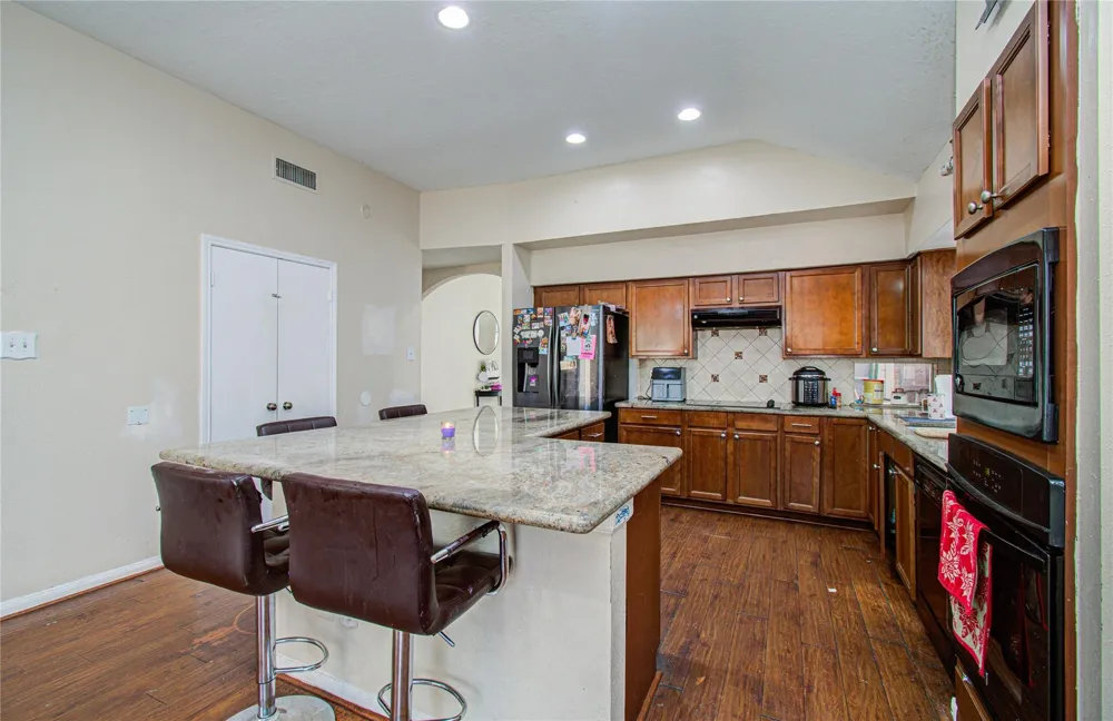 8622 Sparkling Springs Drive Houston, TX 77095