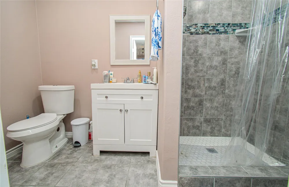 8622 Sparkling Springs Drive Houston, TX 77095