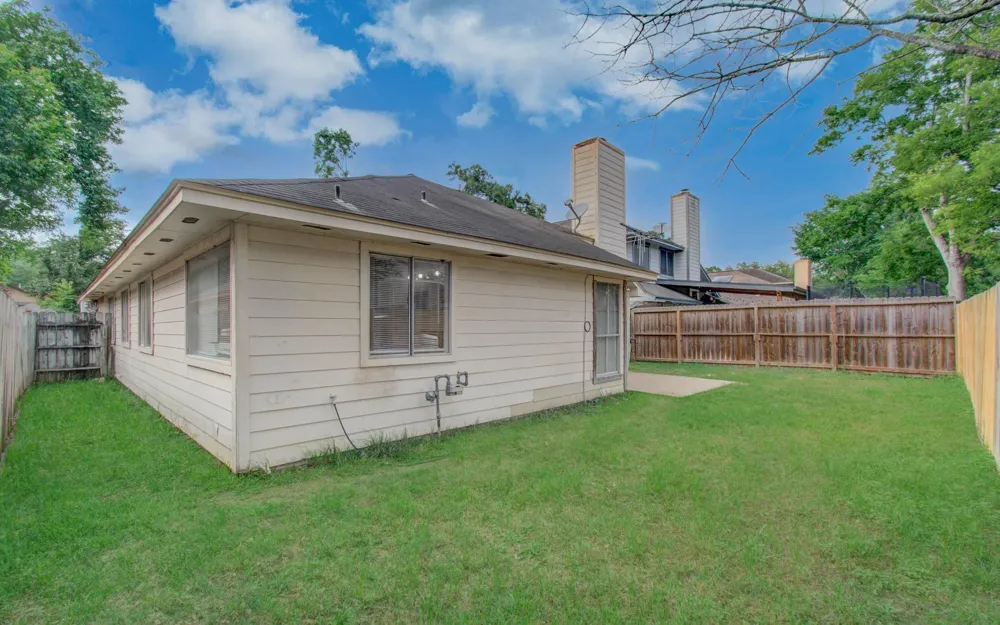 8622 Sparkling Springs Drive Houston, TX 77095