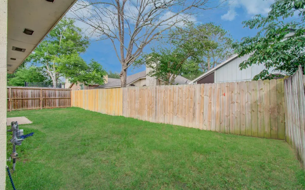 8622 Sparkling Springs Drive Houston, TX 77095
