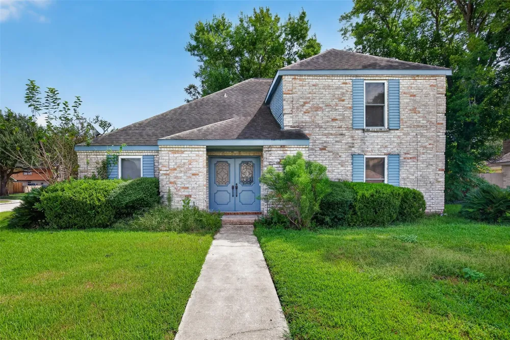 2303 La Quinta Drive Missouri City, TX 77459