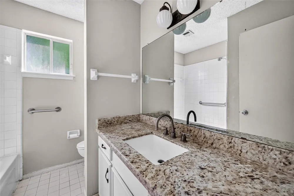 2303 La Quinta Drive Missouri City, TX 77459