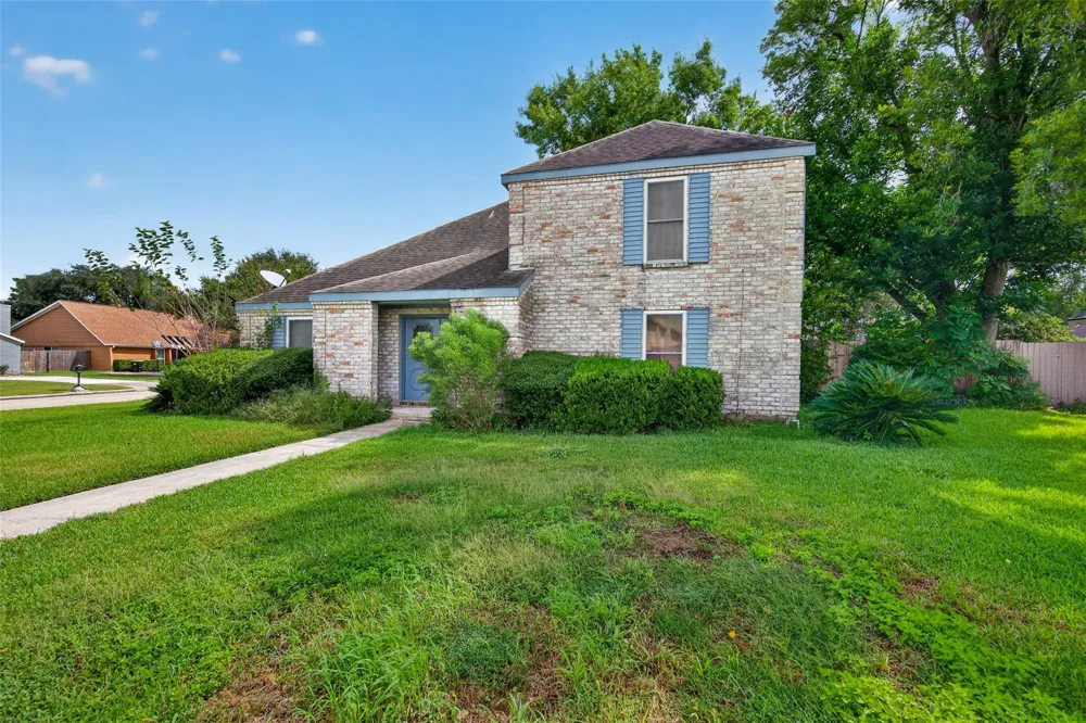 2303 La Quinta Drive Missouri City, TX 77459